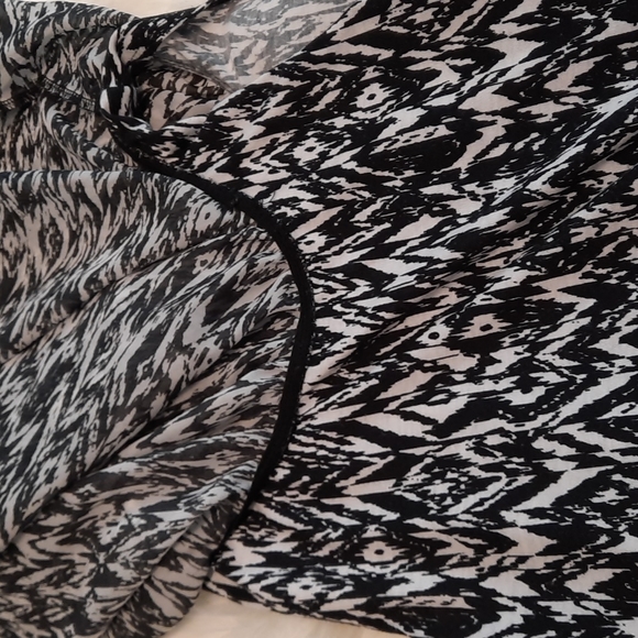 Top - Picture 6 of 6